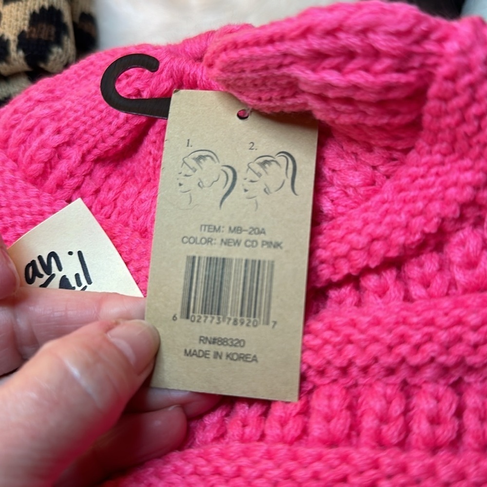 NWT C.C Beanie Tail or Pom - Picture 11 of 11